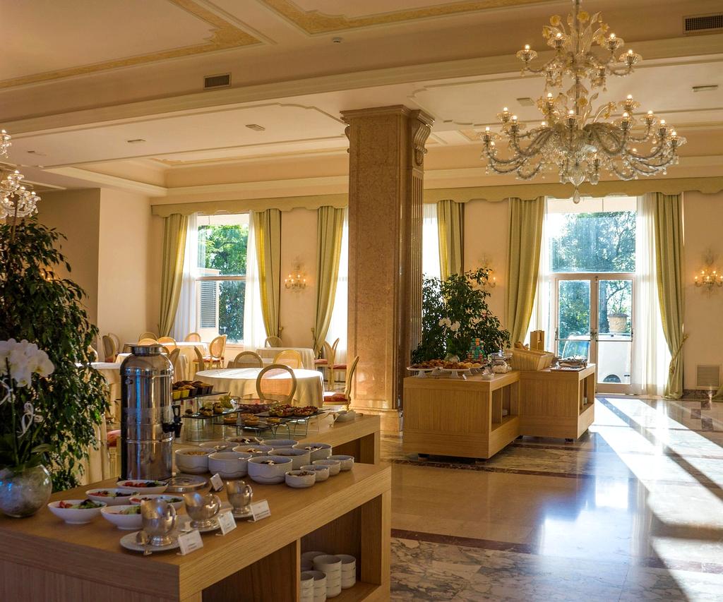 Secure data protection lock