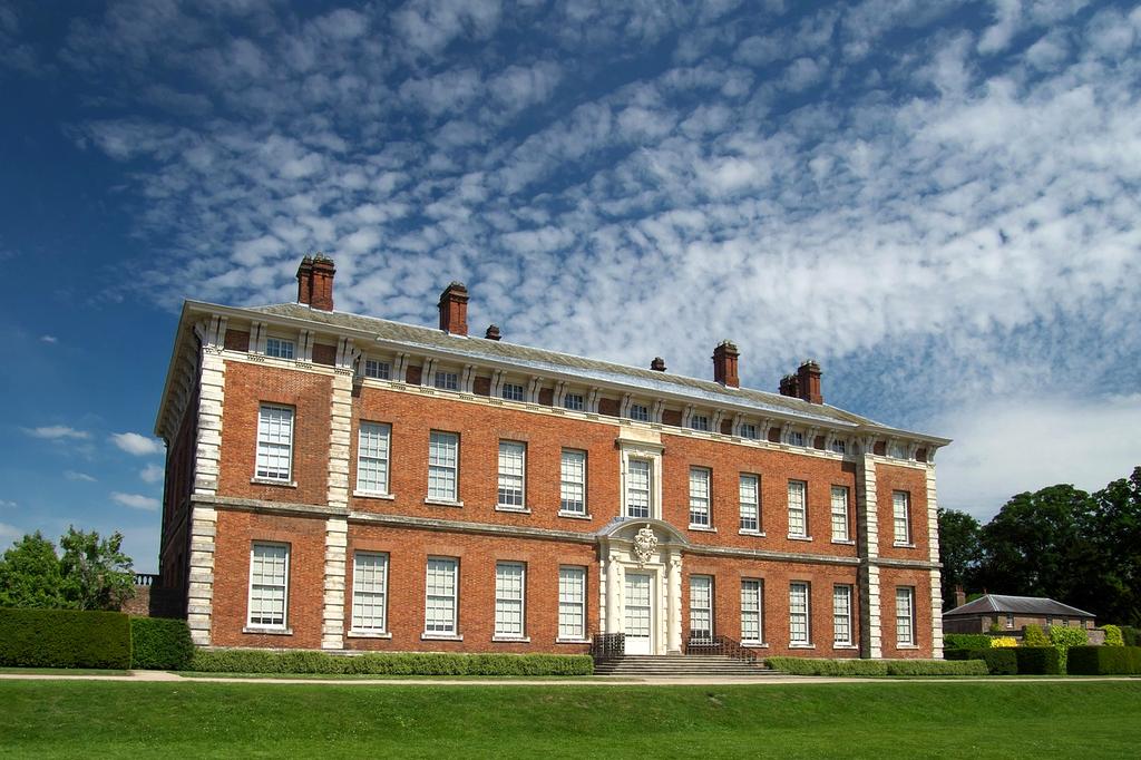 Icon representing trust and transparency